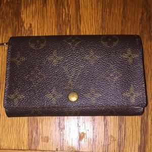 Authentic Louis Vuitton wallet